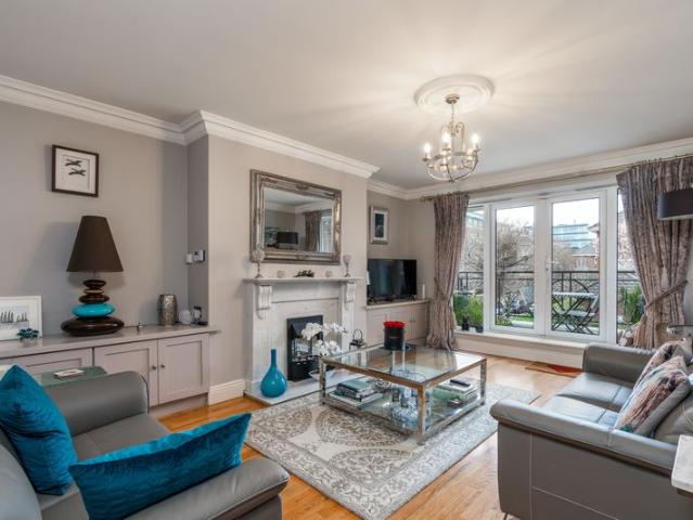Apartment to rent in Bluebell, North Tipperary
