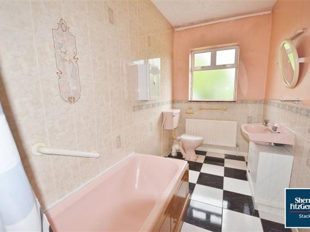 Detached House for sale in Listowel, South Tipperary