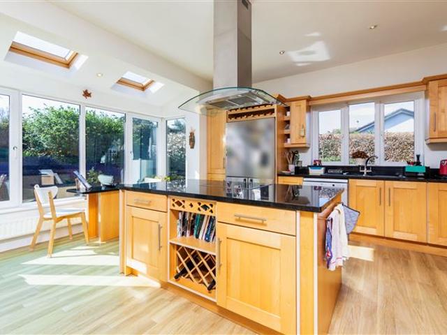 Detached House for sale in Loch Garman, North Tipperary