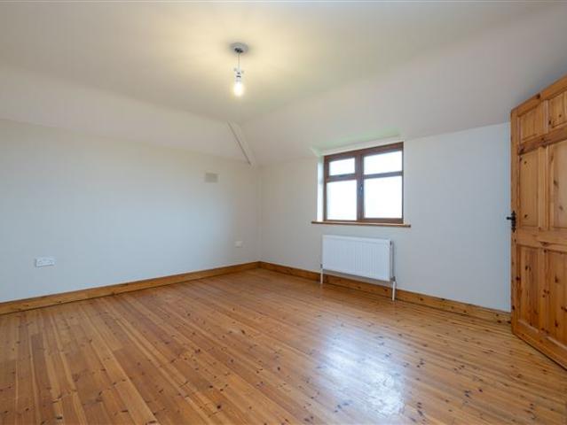 Detached House for sale in Loch Garman, North Tipperary