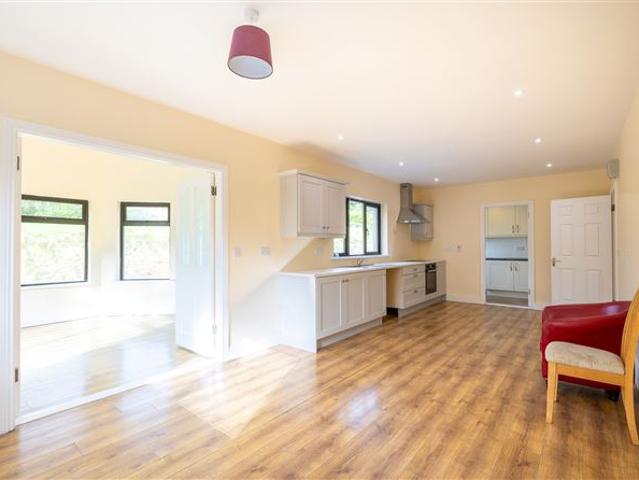 Detached House for sale in Loch Garman, North Tipperary