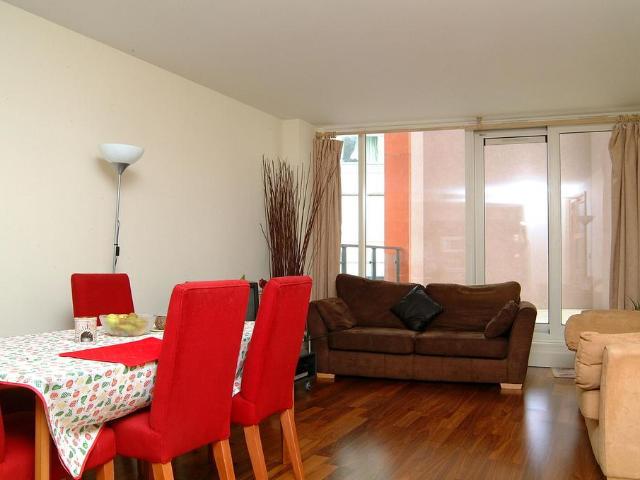 Apartment for rent in Paddington, Isle Of Man