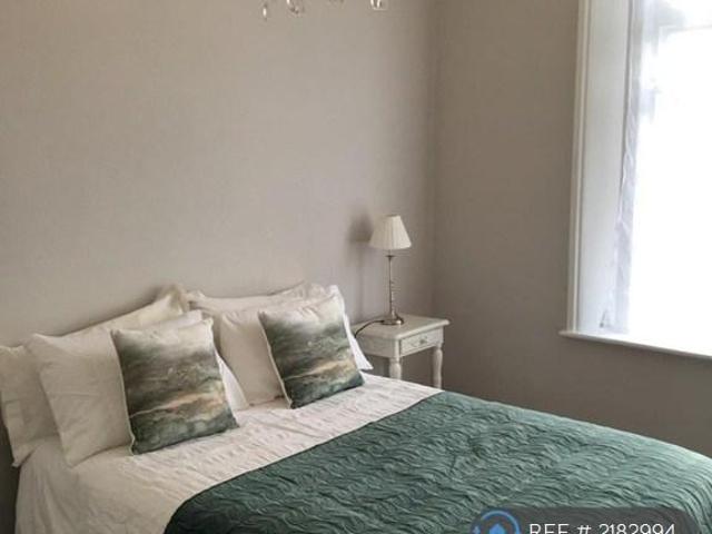 House for rent in London Borough of Hillingdon, Greater London