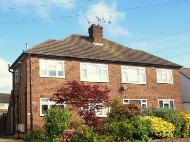 House for rent in Pilgrims' Hatch, Navestock Side
