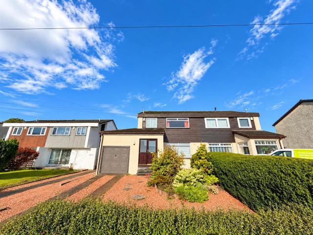 Apartment for rent in Johnstone Castle, Elderslie