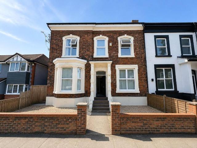 Apartment for rent in Elm Park, Calderstones