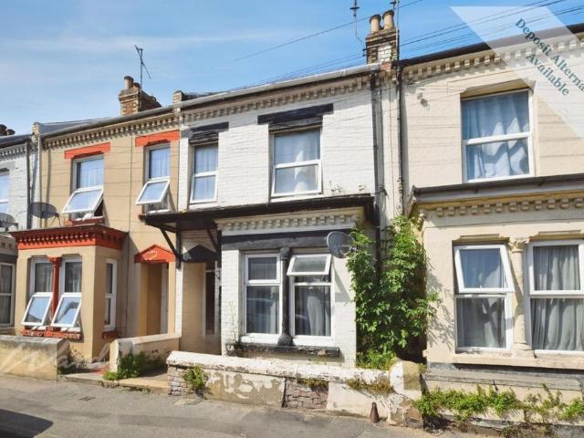 Apartment for rent in Brompton, Gillingham