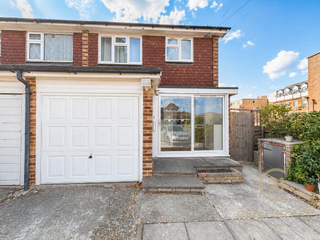 House for rent in Worcester Park, Greater London