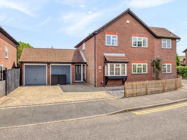 House for rent in London Borough of Sutton, Greater London