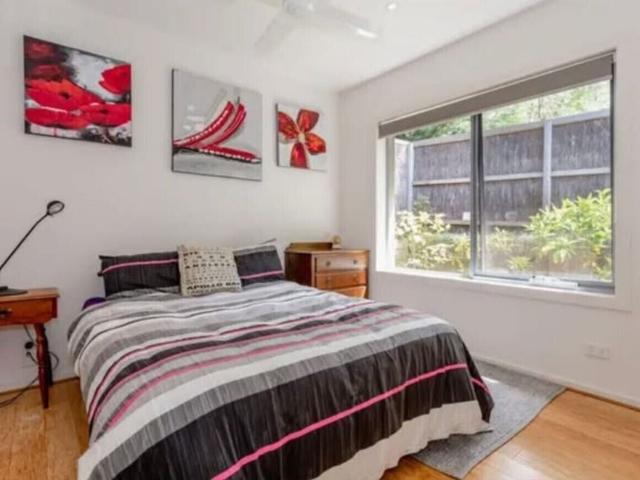 Room for rent in Mount Eliza, Melbourne