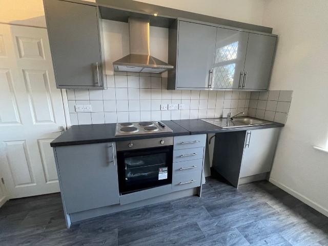 Studio for rent in West Yorkshire