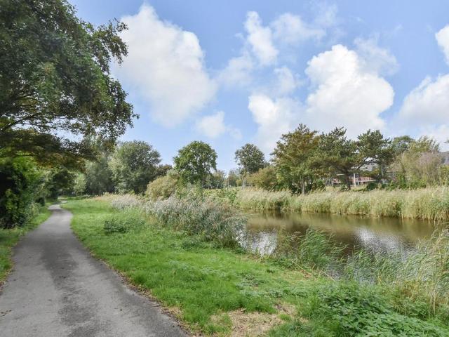 Appartement te huur in Loosduinen, Zuid Holland
