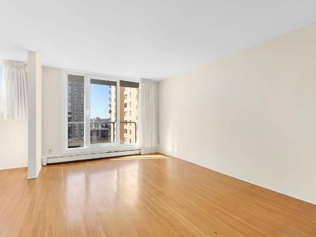 Apartment for rent in Vancouver, British Columbia