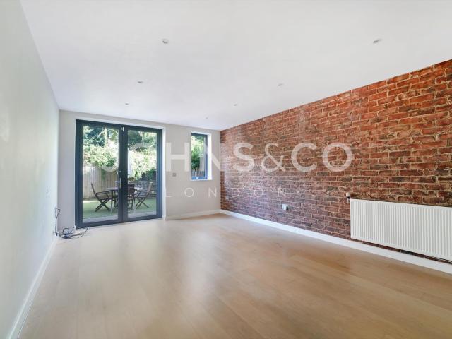 House for rent in London Borough of Hounslow, Greater London