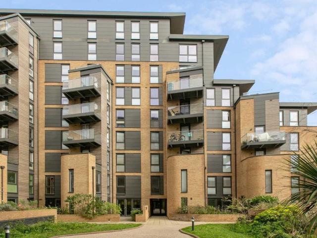 Apartment for rent in London Borough of Hounslow, Greater London