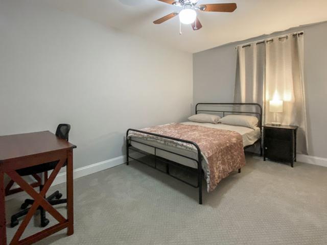 Room for rent in Gibsonton, Maryland