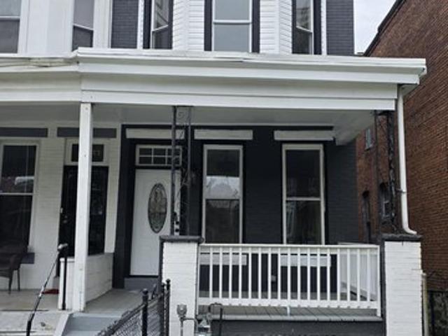 Townhouse for sale in Gibsonton, Maryland