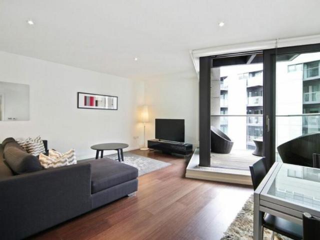 House for rent in Isle Of Dogs, Greater London
