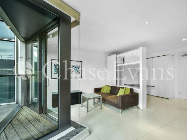 Studio for rent in Isle Of Dogs, Greater London