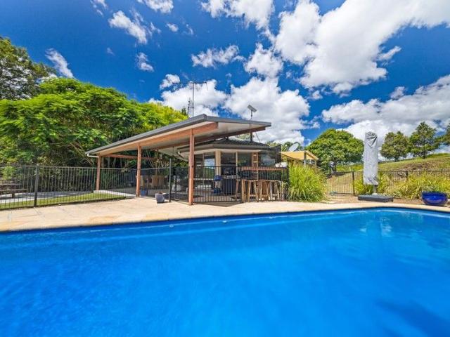 Cottage for sale in Kings Creek, Queensland