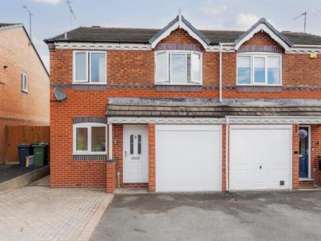 House for sale in Warndon, Worcestershire