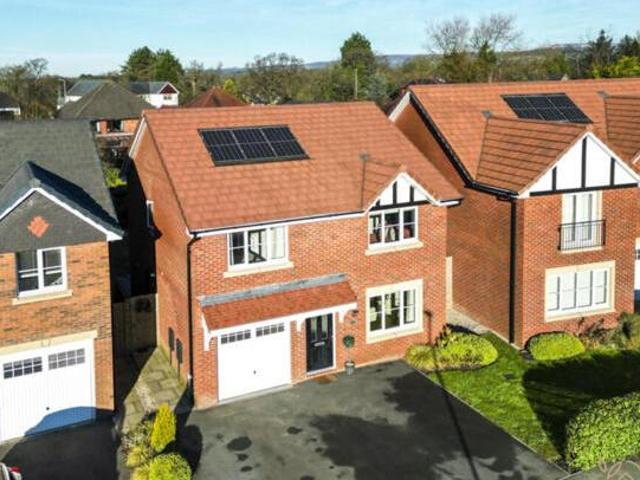 House for sale in Higher Bartle, Lancashire