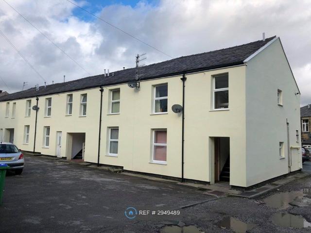 Apartment for rent in Burnedge, Greater Manchester