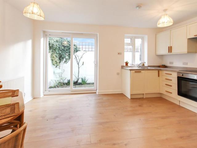 Apartment for rent in Portslade Village, Brighton & Hove