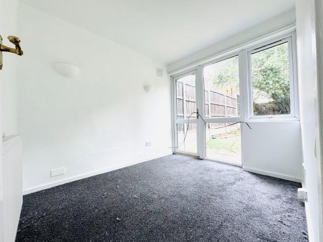 Apartment for rent in London Borough of Lewisham, Forest Hill