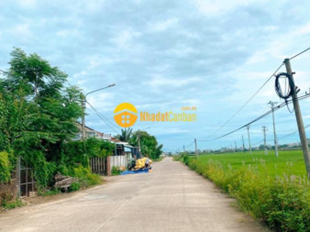 Mặt bằng bán