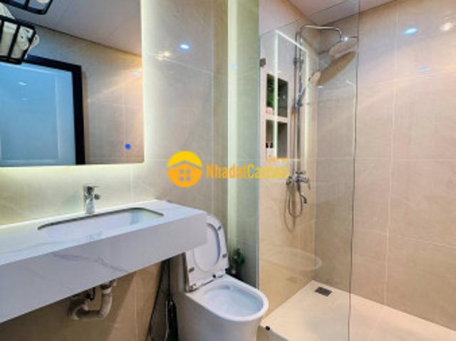 Nhà mặt phố bán
