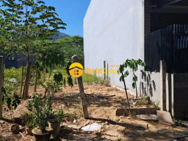 Mặt bằng bán