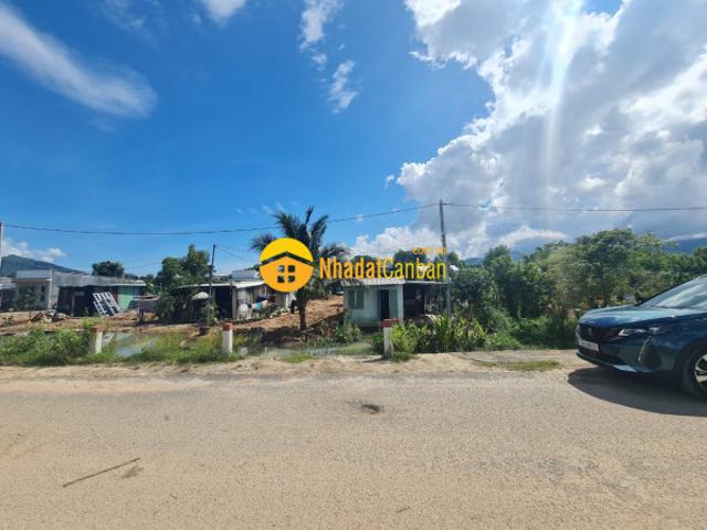 Mặt bằng bán