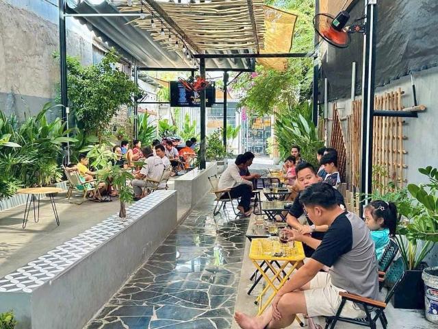 Nhà mặt phố bán