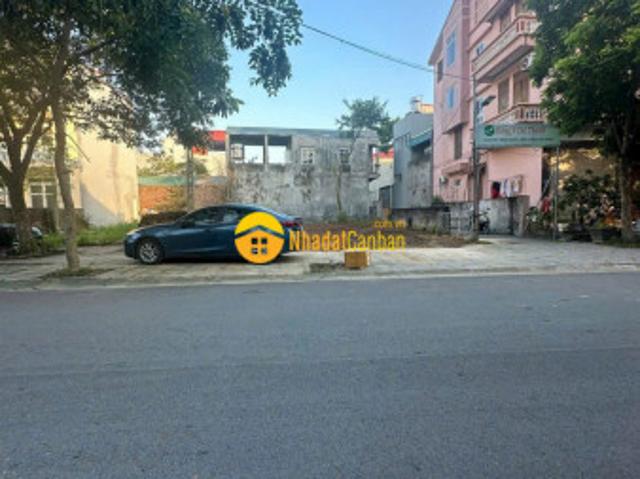 Mặt bằng bán