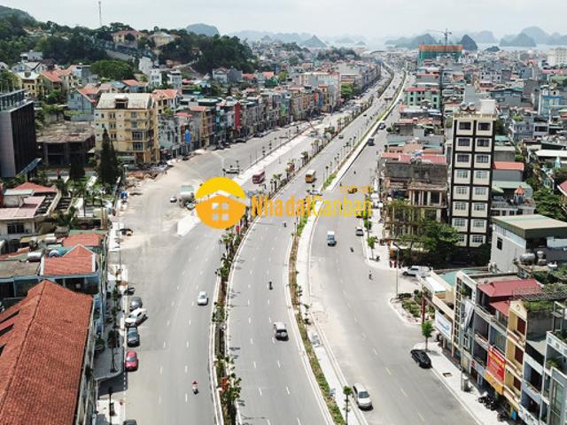 Nhà mặt phố bán