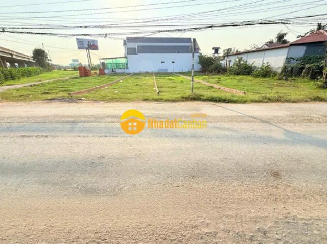 Mặt bằng bán
