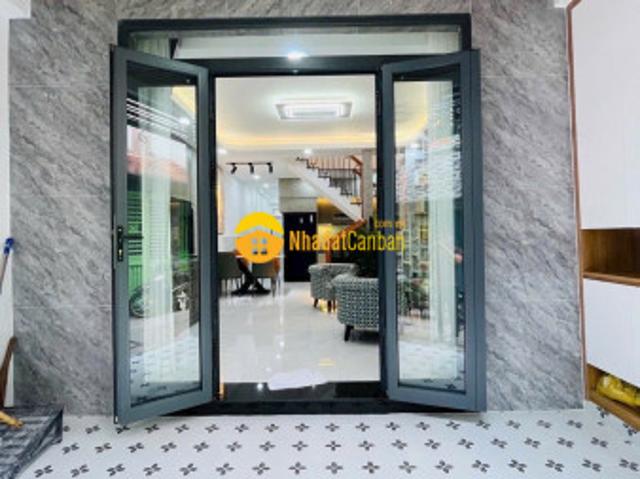Nhà bán tại Hồ Chí Minh