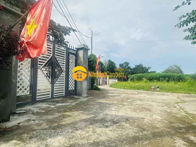 Mặt bằng bán