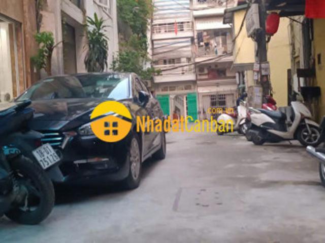 Nhà mặt phố bán