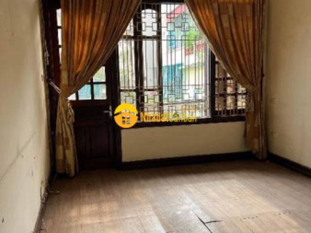 Nhà mặt phố bán