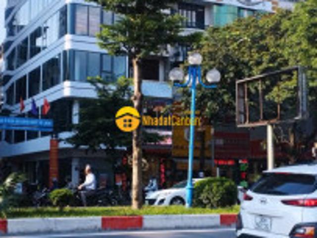 Nhà mặt phố bán