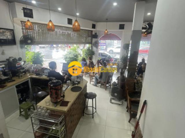 Nhà mặt phố bán