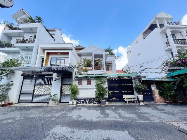 Nhà mặt phố bán