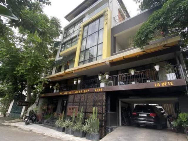 Nhà mặt phố bán tại Hoàn Kiếm, Hà Nội