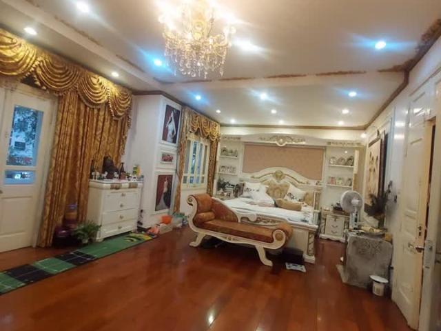 Biệt Thự bán tại Hoàn Kiếm, Hà Nội