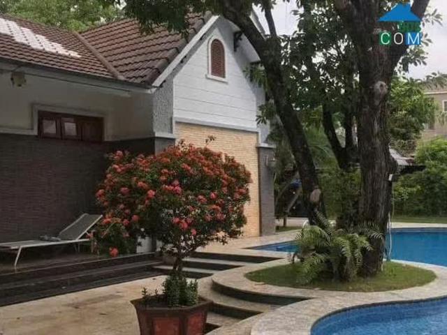 Nhà mặt phố bán tại Nghệ An