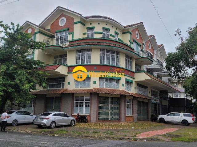 Nhà mặt phố bán