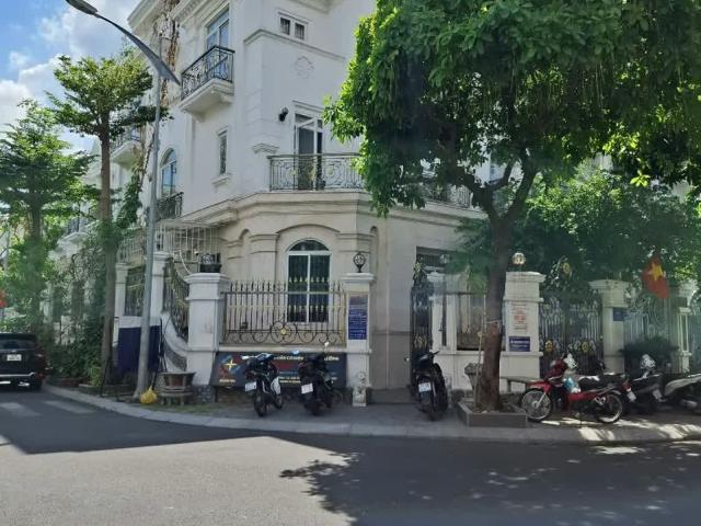 Biệt Thự bán tại Thủ Đức, Hồ Chí Minh