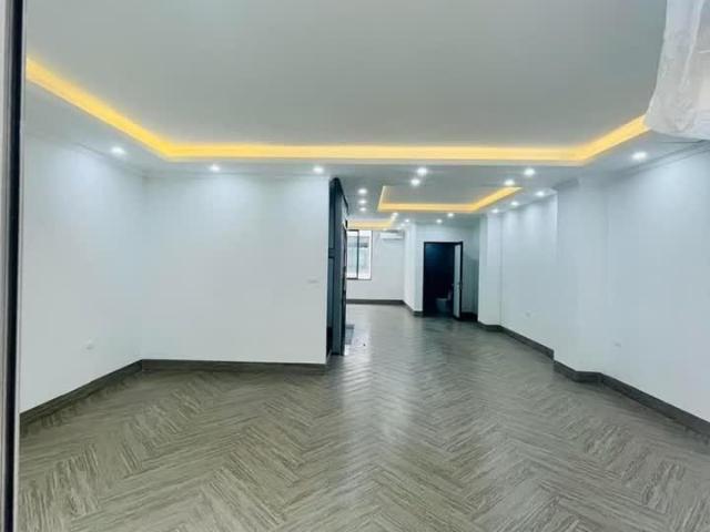 Biệt Thự bán tại Hoàn Kiếm, Hà Nội